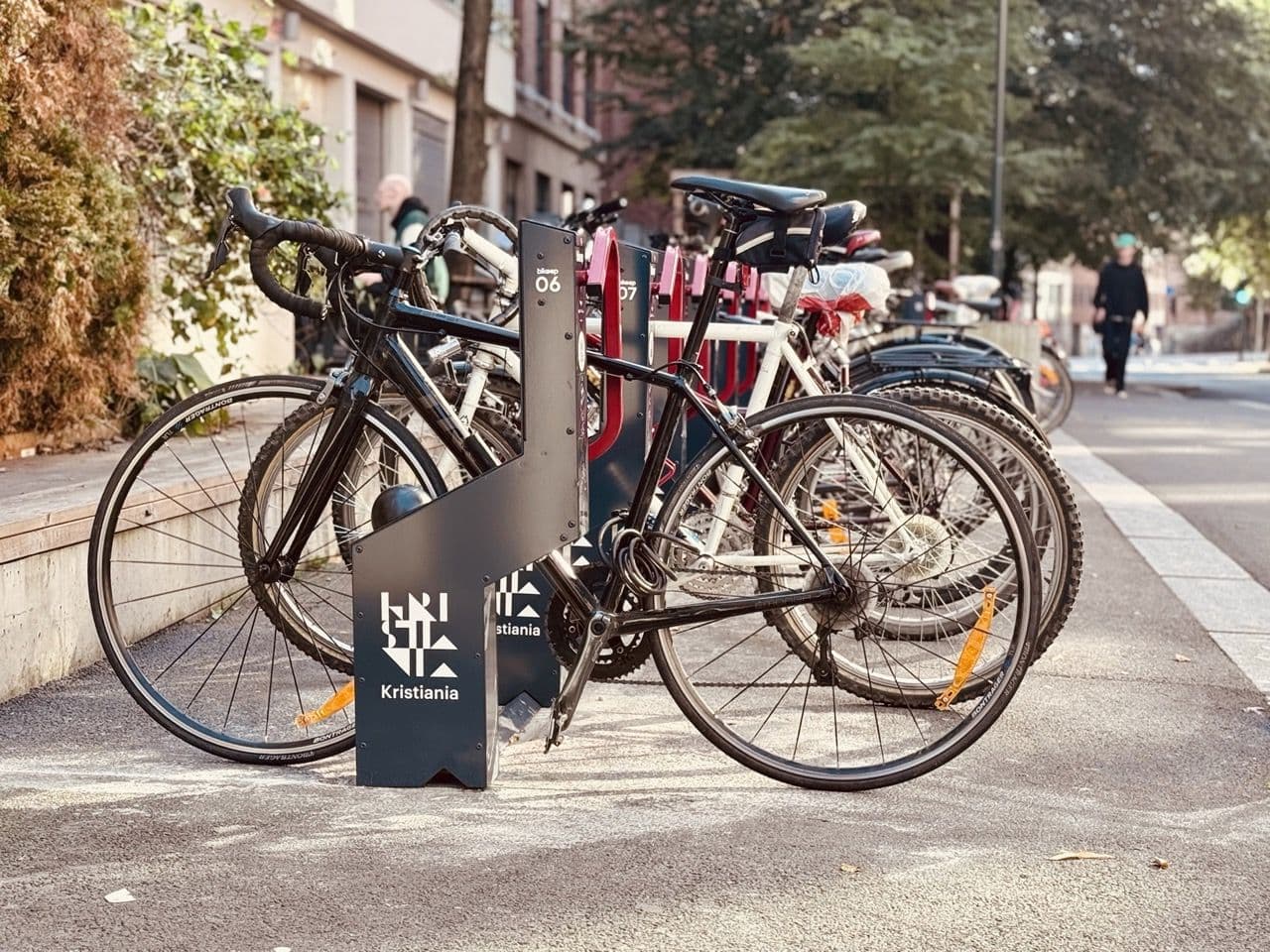 Bikeep station Kristiana Baia side view