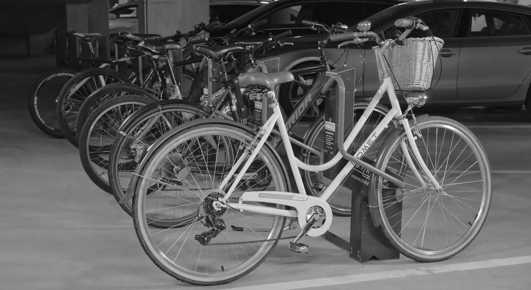 strapi-seed-1772804064316-product-mb-2