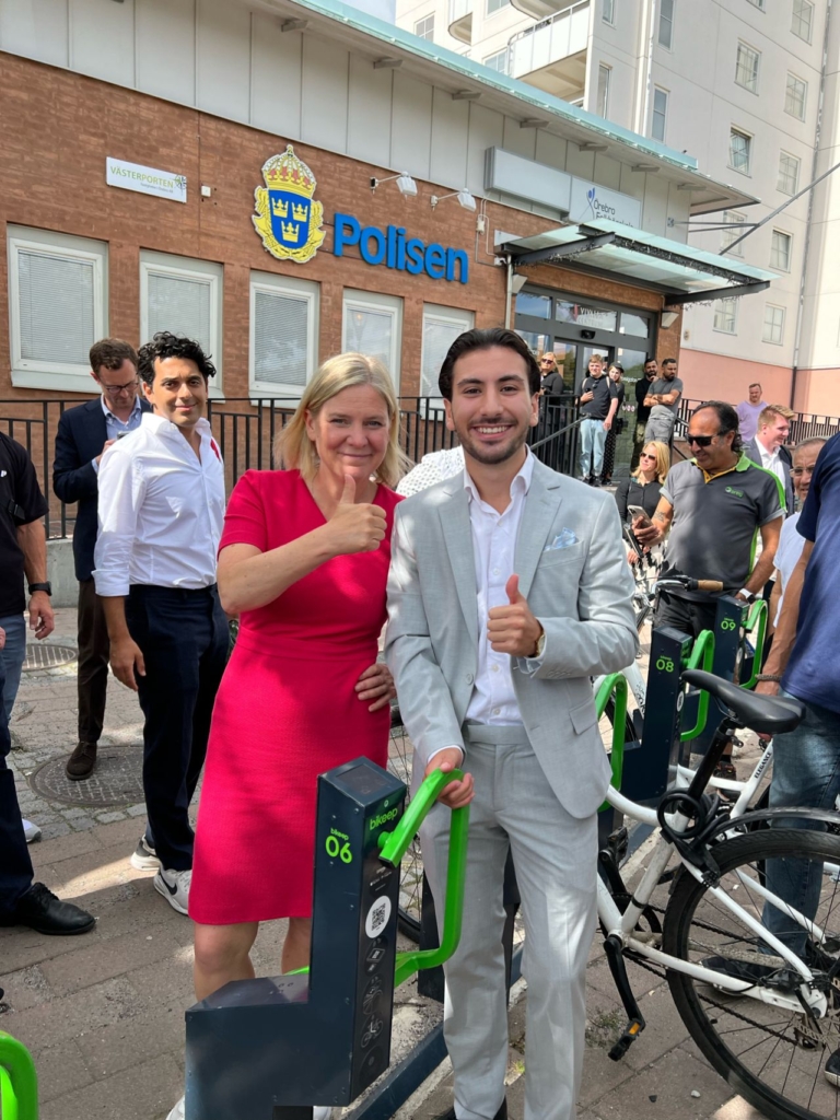 The thumbs up from the Prime minister of Sweden for the Bikeep.