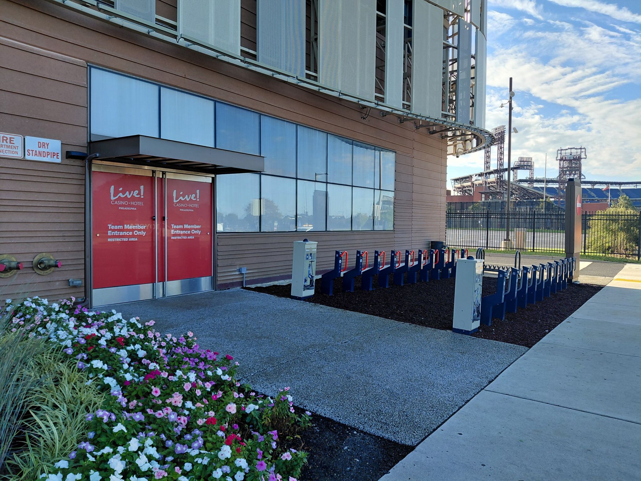 bikeep echarging station at philadelphia us